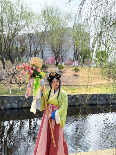 UFBVNTdvdHBpcHhK_副本