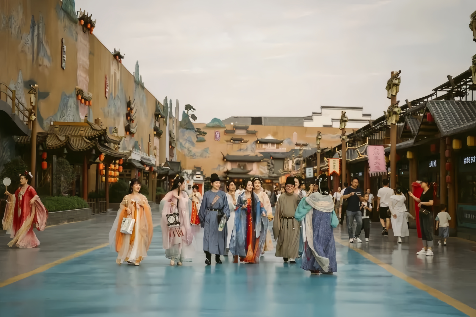 Hanfu modeling competition