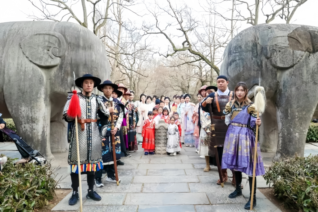 Hanfu festival,Nanjing Plum Blossom Festival, traditional Chinese clothing