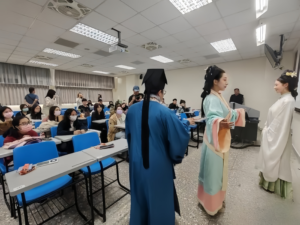 Hanfu culture,Taoyuan Lantern Festival, traditional Chinese clothing, cross-strait exchange