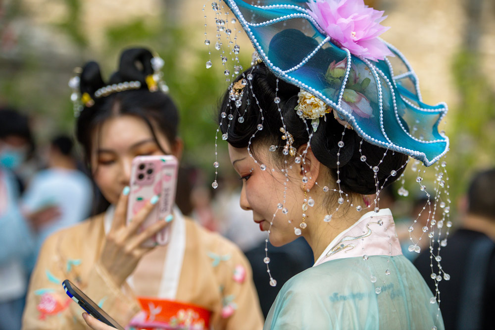 Hanfu events，traditional festivals, cultural authenticity