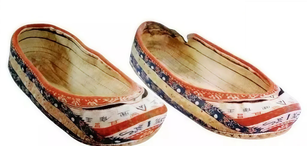 Fascinating Ancient Chinese Footwear Evolution