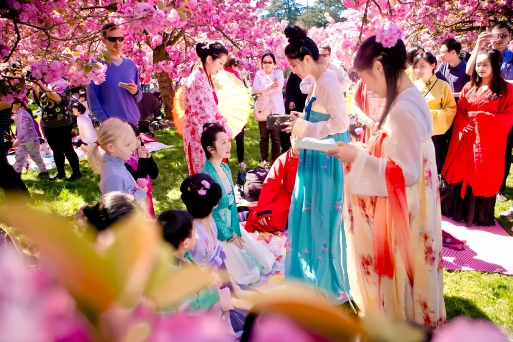 Overseas Hanfu Communities in the Spotlight - ehanfu.com
