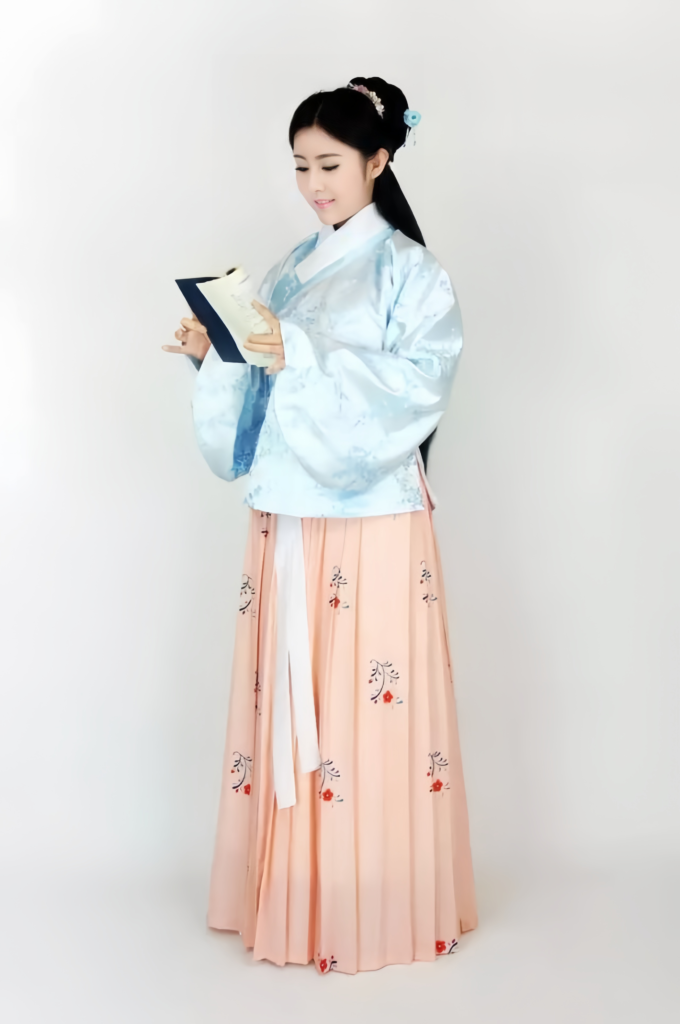Evolution of Chinese Skirts in Traditional Clothing
From the Shen Yi to the Mamian skirt, the evolution of Chinese skirts spans thousands ofyears. Explore how Hanfu skirts shaped traditional Chinese clothing styles.