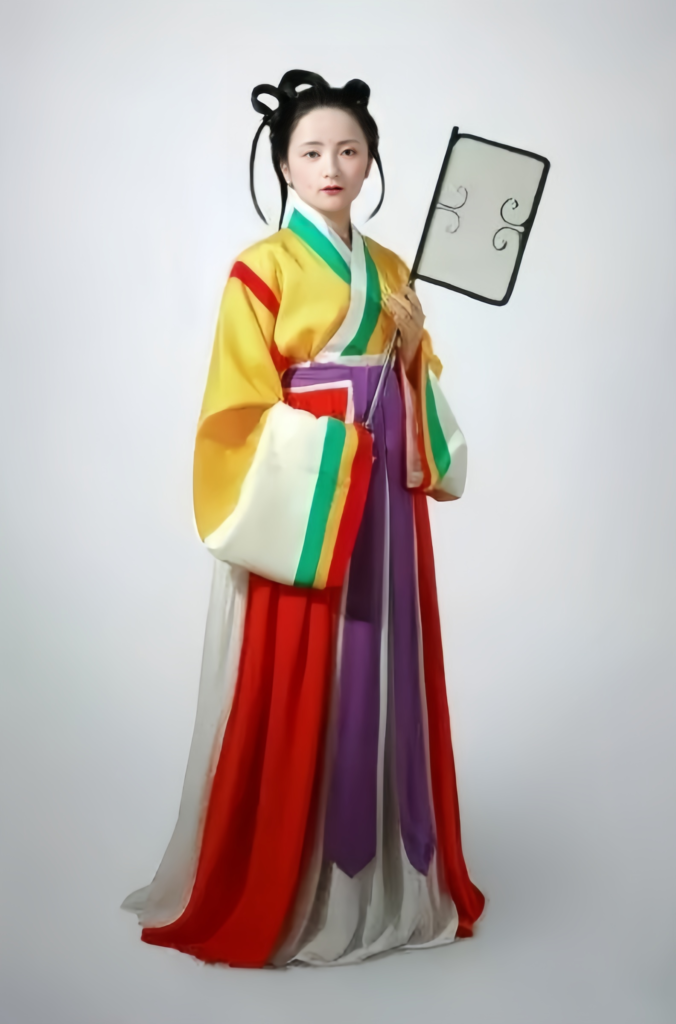 Evolution of Chinese Skirts in Traditional Clothing
From the Shen Yi to the Mamian skirt, the evolution of Chinese skirts spans thousands ofyears. Explore how Hanfu skirts shaped traditional Chinese clothing styles.