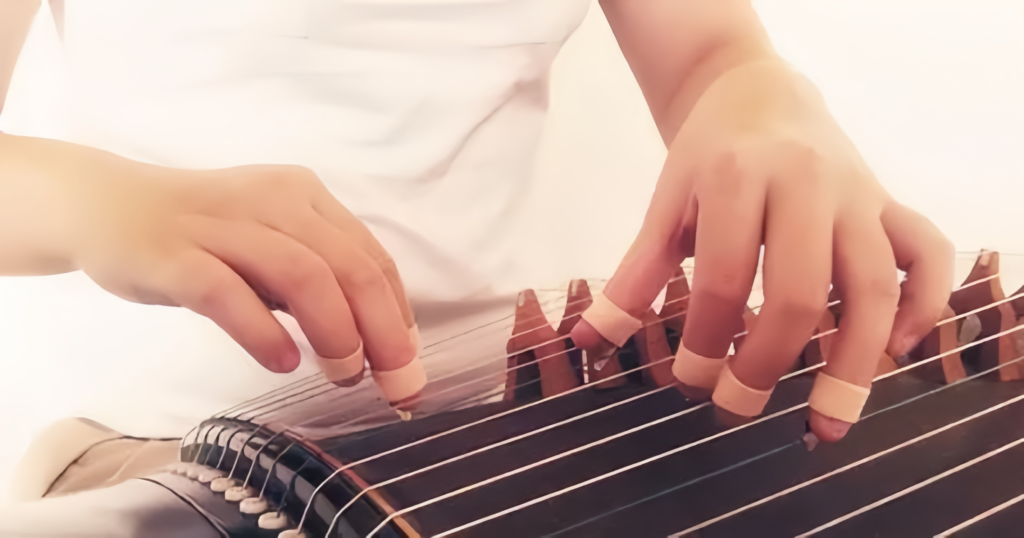 Traditional Chinese instruments
Guzheng history
Han ethnic music
Chinese cultural music
Guzheng care tips