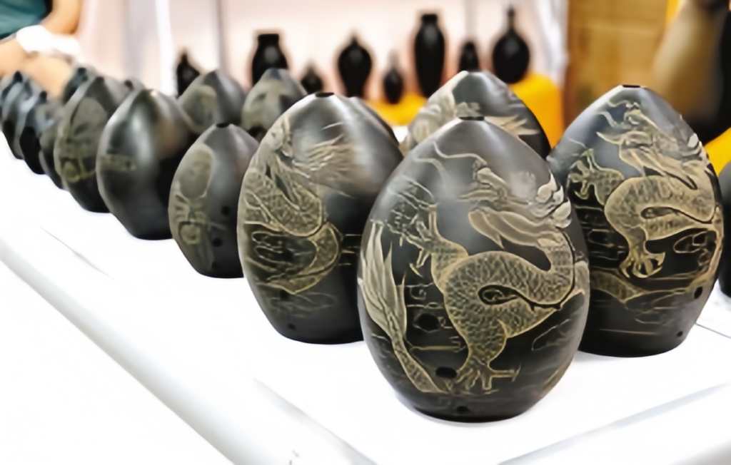 Traditional Chinese music instruments
Ancient Chinese instruments
Chinese musical heritage
Historical Chinese music
Chinese cultural instruments