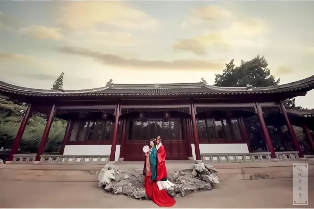 Modern Hanfu system
Traditional Chinese clothing guide
Hanfu style tips
Hanfu cultural rituals
Hanfu design evolution