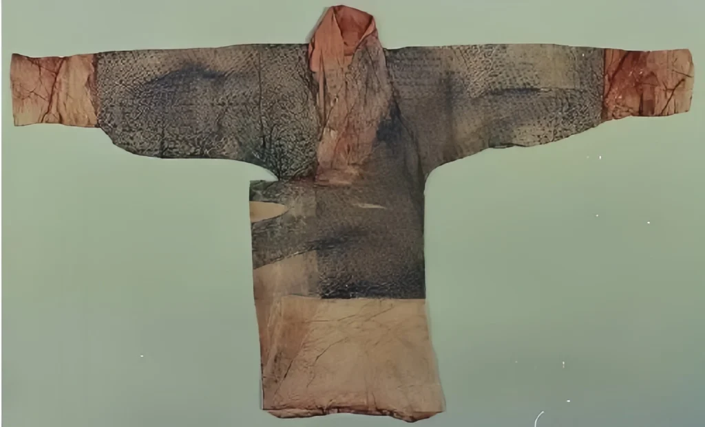 History of Han Chinese Clothing: 5000 Years from Huang Di to Ming