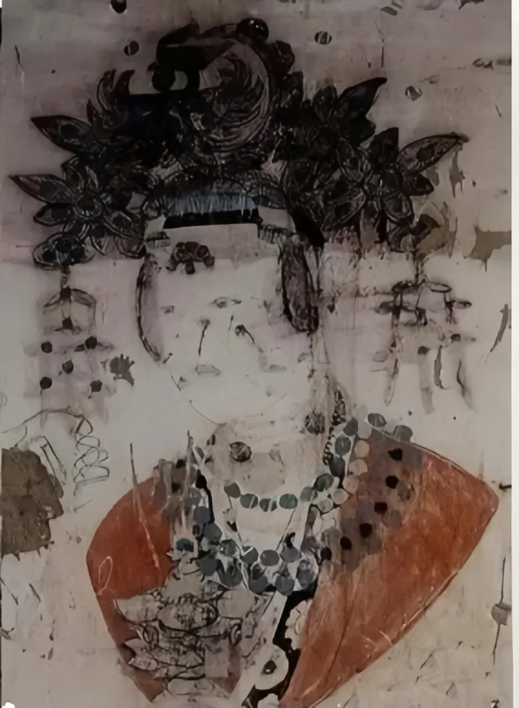 Phoenix crown
Fengguan
Chinese phoenix hairpin
Phoenix crown history
Xiapei