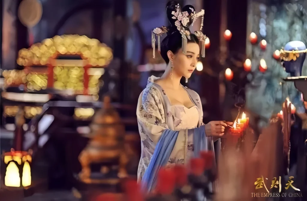 Hanfu vs drama costumes
Real Hanfu
Drama costume mistakes
Hanfu shape rules
Chinese style fashion