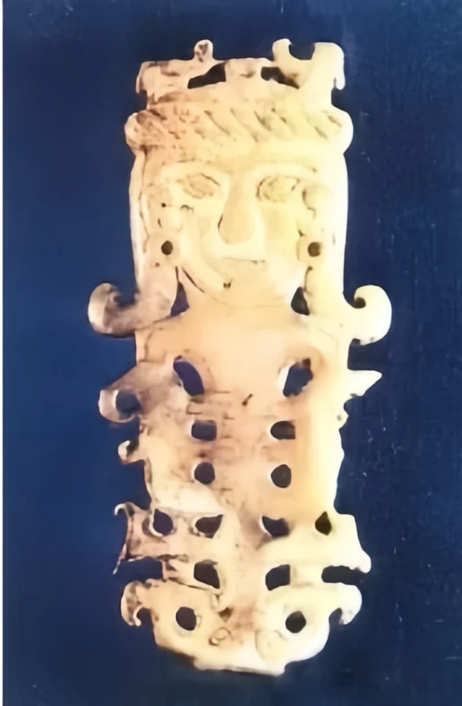 Phoenix crown
Fengguan
Chinese phoenix hairpin
Phoenix crown history
Xiapei