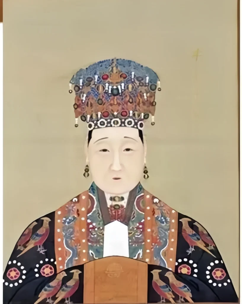 Phoenix crown
Fengguan
Chinese phoenix hairpin
Phoenix crown history
Xiapei