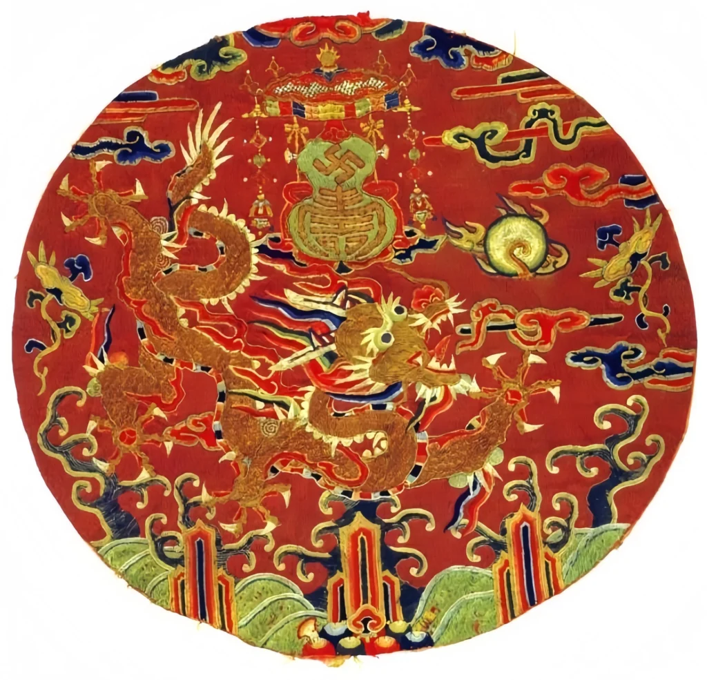 Ming auspicious clothing
Ming festival clothes
Ming seasonal motifs
Ming Hanfu pattern
Ming Dynasty Hanfu