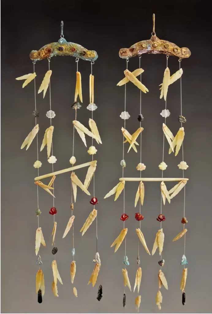 Ming empress daily attire
Ming phoenix crown
Ming queen dress
Ming Hanfu crown
Hanfu dress