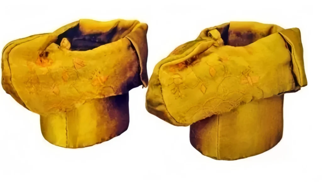 Ming consort clothing
Ming Hanfu auspicious garments
Ming Hanfu casual wear
Ming Hanfu festival attire
Ming Hanfu palace wear